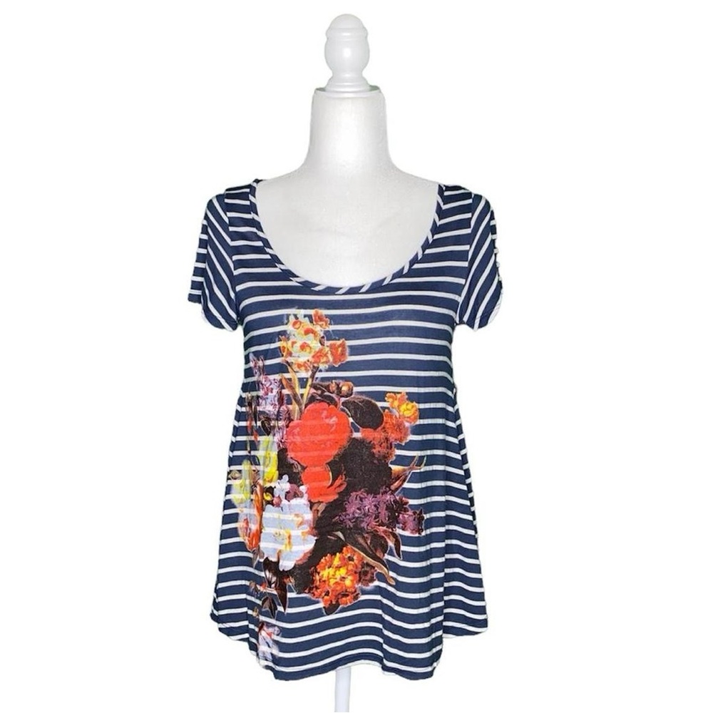 SHORT-SLEEVE TUNIC TOP W/ STRIPES & FLORAL DESIGN · SIZE S · FOREVER 21